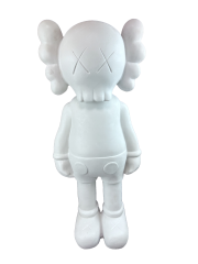 HYK1103 - BÜYÜK KAWS FİGÜR